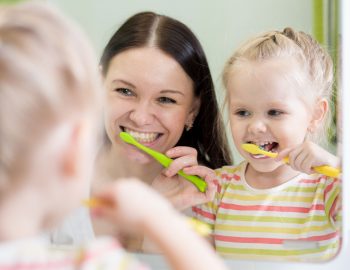 Teaching Kids to Brush their Teeth