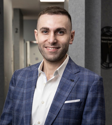 Dr. Arsen Melkonyan
